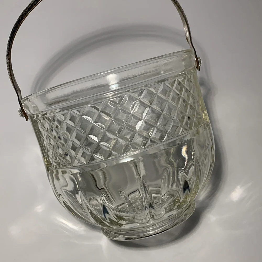 VTG MCM Ice Bucket Barware Pressed Glass Hammered AluminumHandle Diamond Pattern